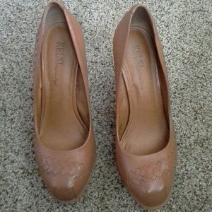 Kelsi by Kelsi Dagger platform heels