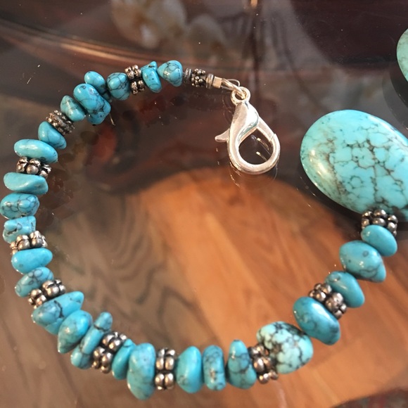 Turquoise Tear Drop necklaces - Picture 2 of 13