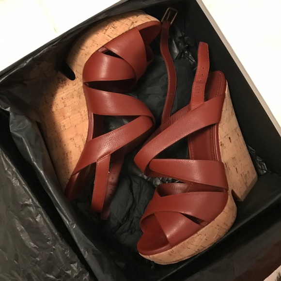 SOLD! YSL 🌹 DEAUVILLE WEDGE TURILLION LEATHER - Picture 2 of 8