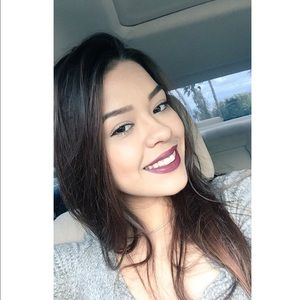 Meet your Posher, Paola