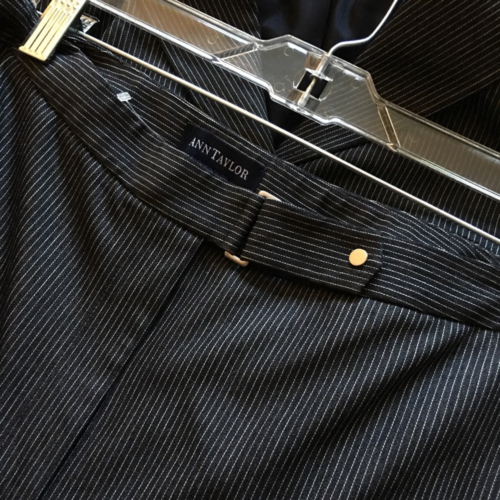 {Ann Taylor} Gray Pinstripe Suit - Picture 4 of 6