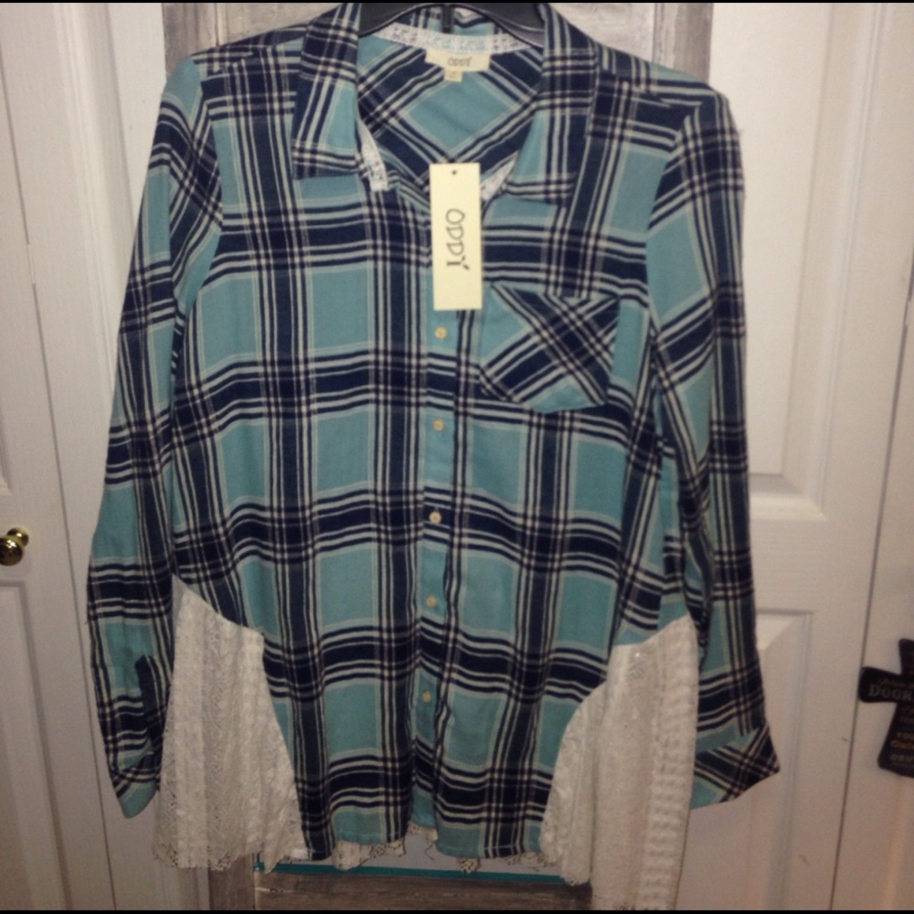 ✨✨MARKDOWN✨✨ Oddy flannel size small