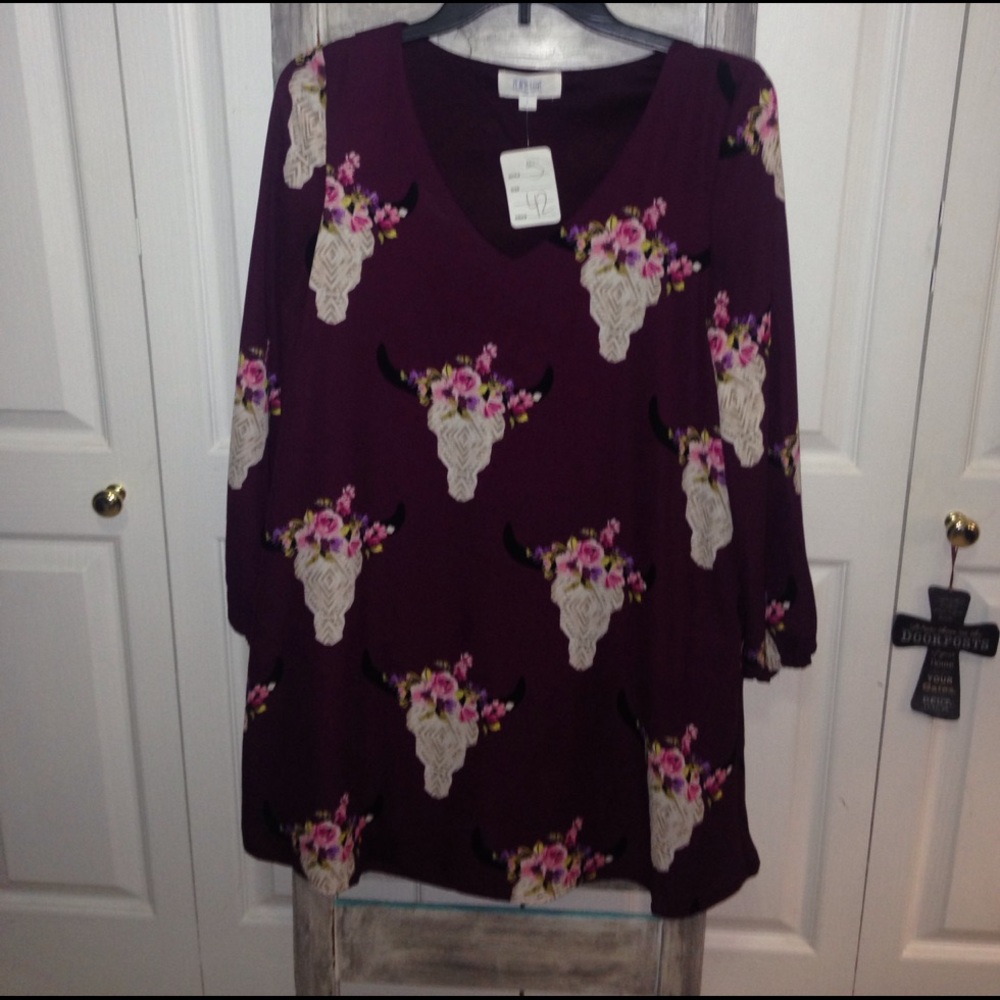 🛍🛍SALE✨✨Maroon Peach Love Bull dress