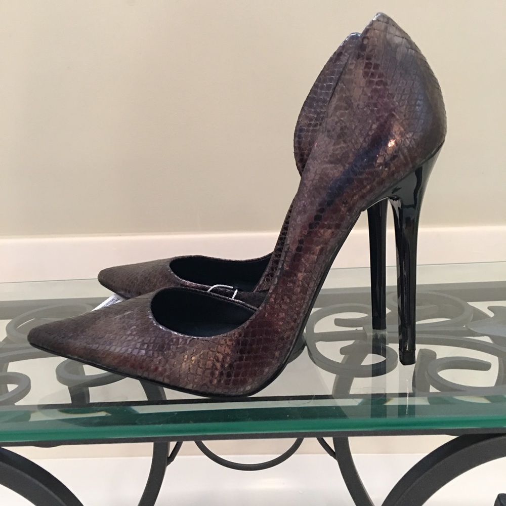 Zara snakeskin NWT black/silver stiletto 38/7.5