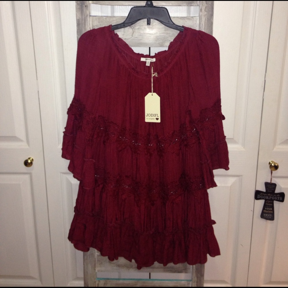 Jodifl tunic size small