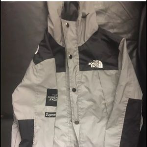 Supreme x the north face