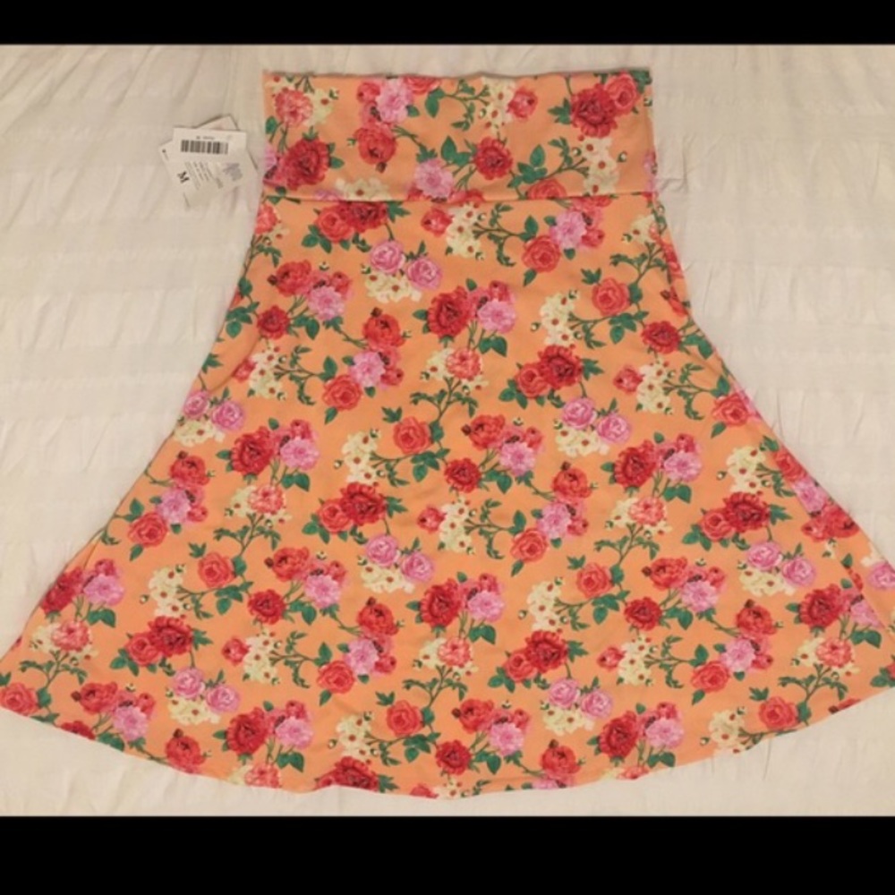 Lularoe peach floral Azure Skirt NWT