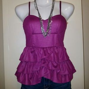 New item! Ruffle fitted top Sz s