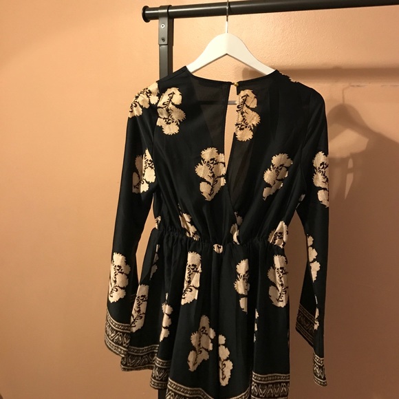 Romper - Picture 2 of 3