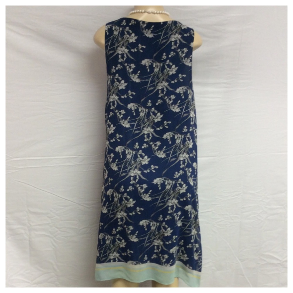 MAX STUDIO LADIES FLORAL SLEEVELESS DRESS - Picture 2 of 8