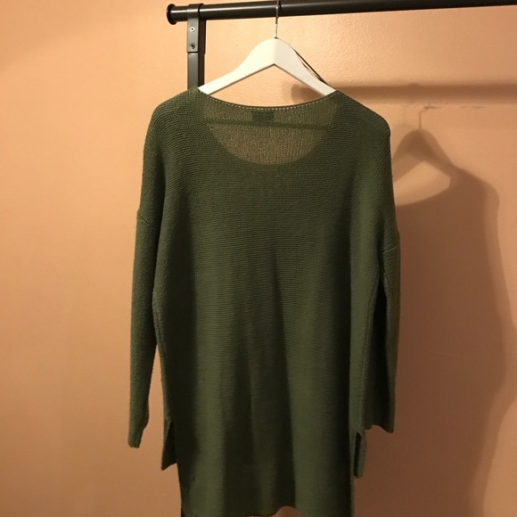 Sweater - Picture 2 of 2