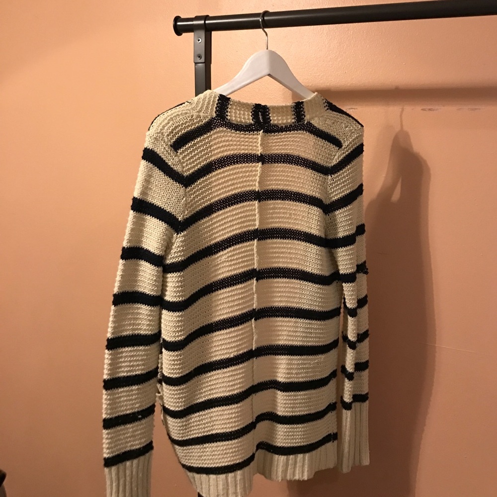 Open Sweater - Picture 2 of 2