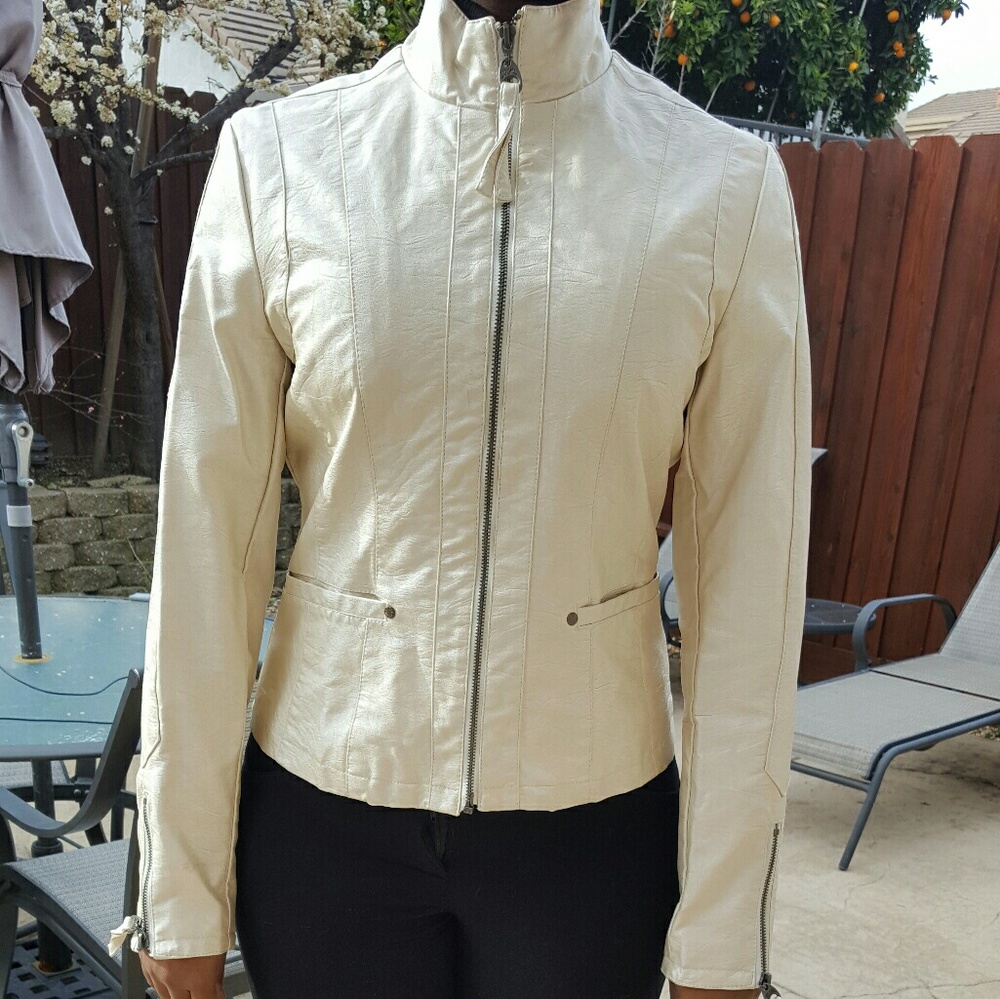 Pearl, iridescent jacket