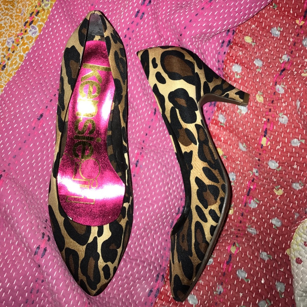Kensie Girl Leopard 2" Kitten Heel Pumps (8M)