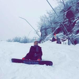 Meet your Posher, Uri