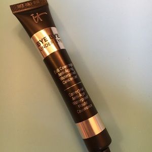 It cosmetics bye bye under eye concealer