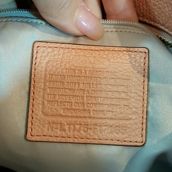 Coach peach leather Brooke - Picture 6 of 6