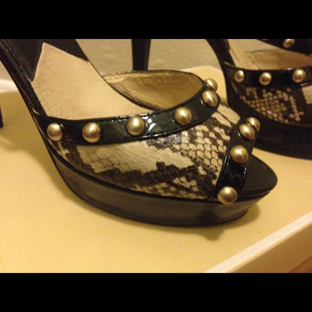 Michael Kors Genuine Snakeskin - Picture 2 of 8