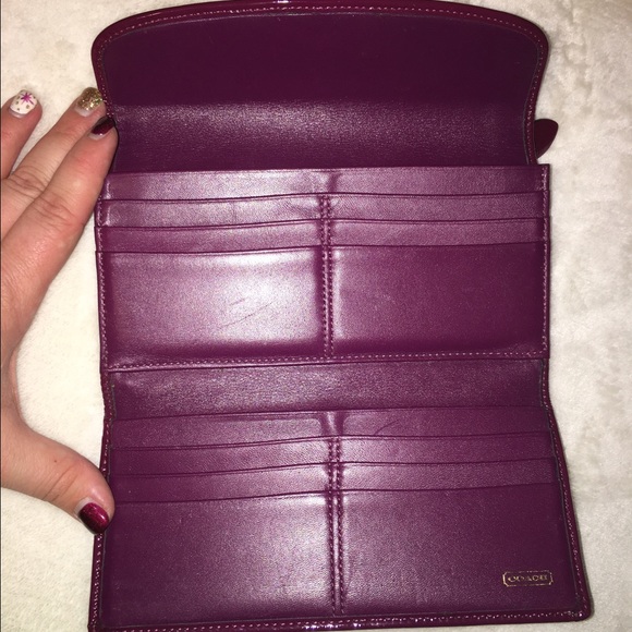 Authentic Coach Legacy Tote and Wallet - Picture 3 of 5