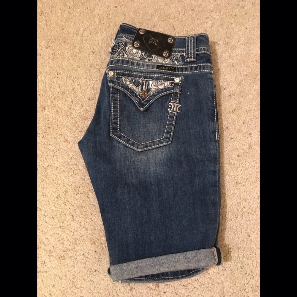 Miss Me Bermuda shorts