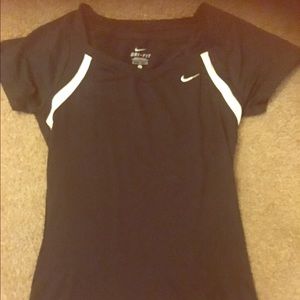 Dri fit Nike athletic running top !!