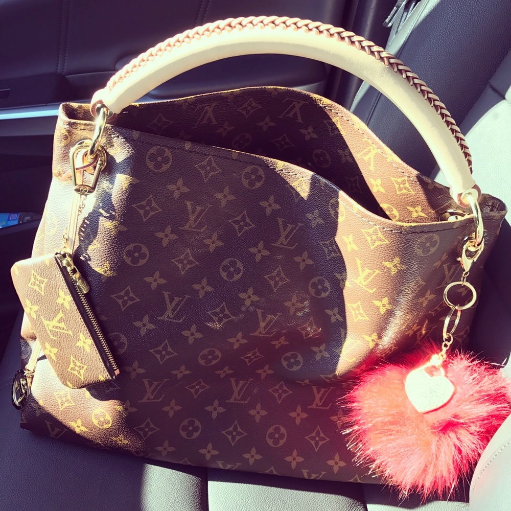 🔥New Louis Vuitton Artsy🔥