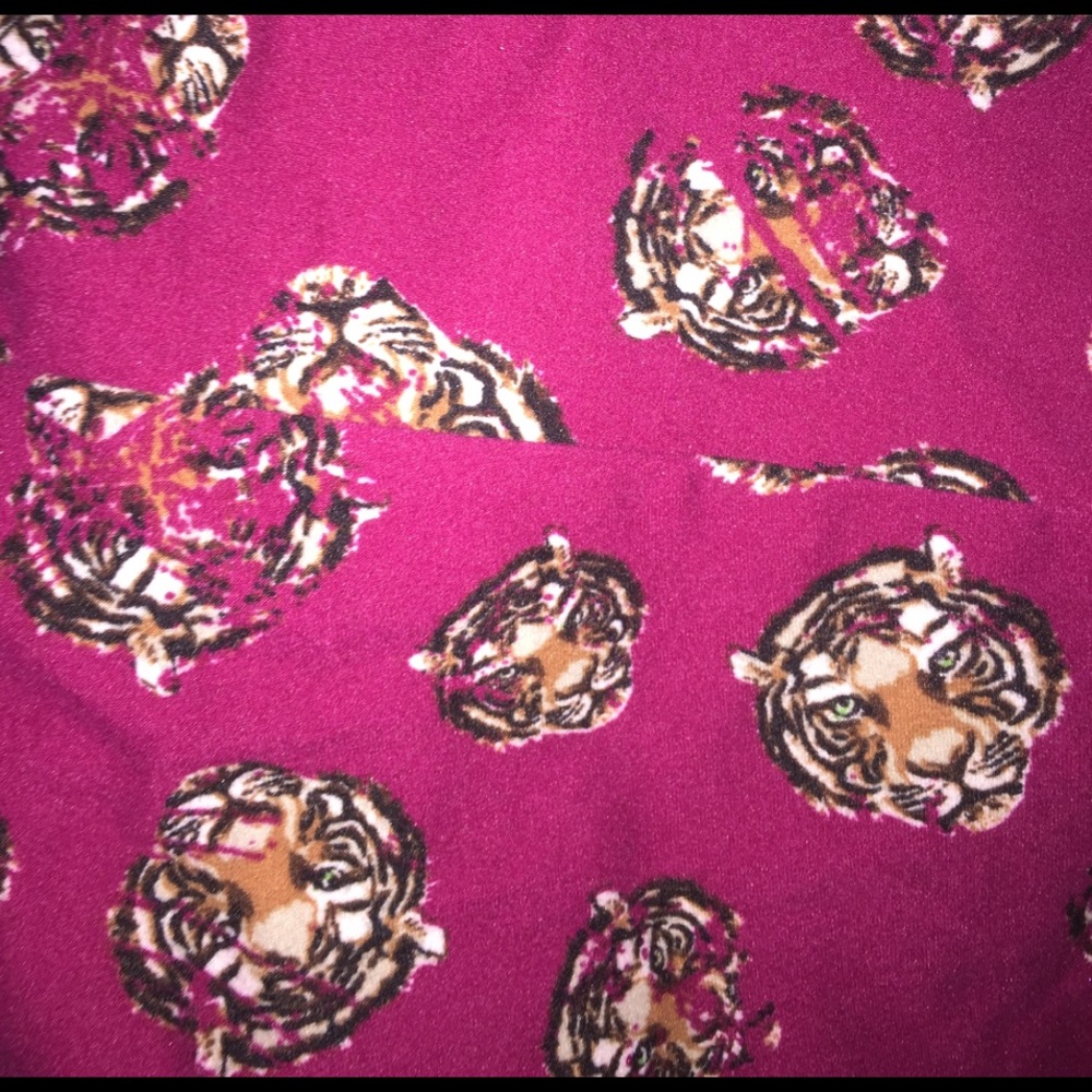 Lularoe tiger leggings