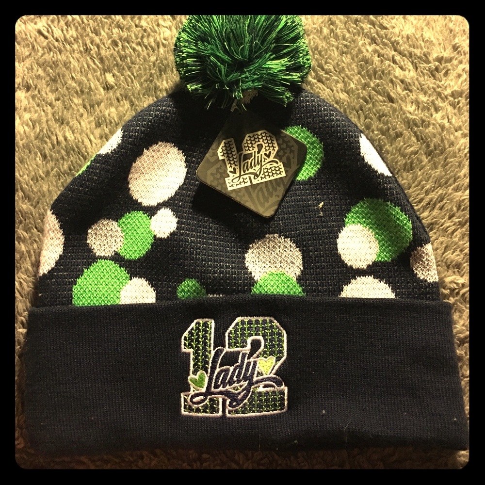 Lady 12 Seahawks beanie