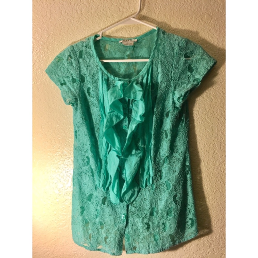 🐬 Van Heusen Top 🐬