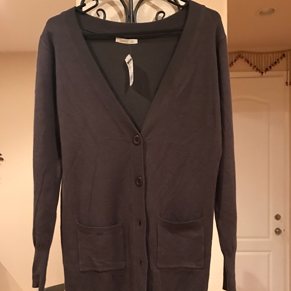 Cute long button front cardigan with pockets