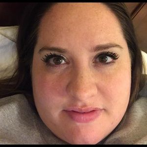 Meet your Posher, Carrie