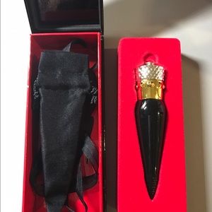 christian louboutin lipstick 001