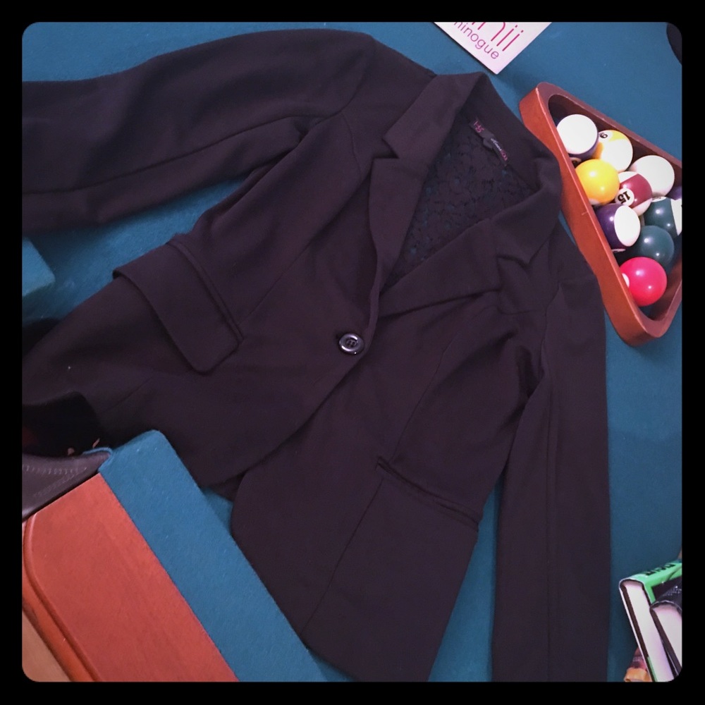 Cute black blazer.