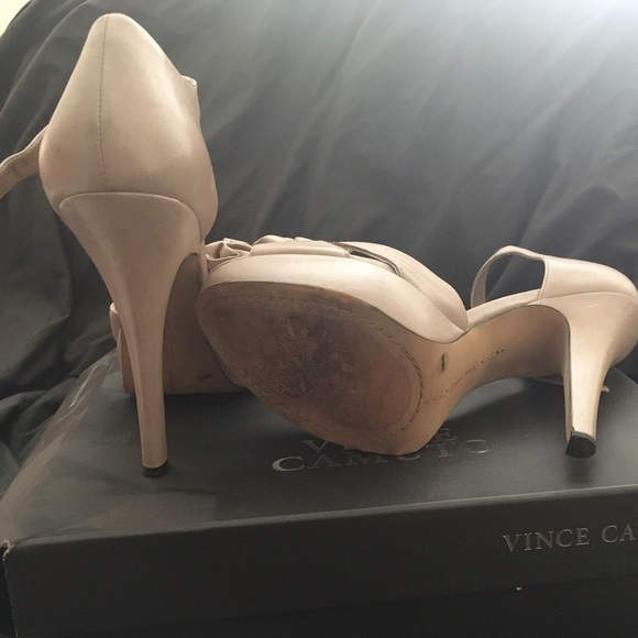 Vince Camuto Morrocco; size 10 OBO - Picture 3 of 3