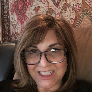 Meet your Posher, Mimi