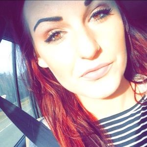 Meet your Posher, Hope