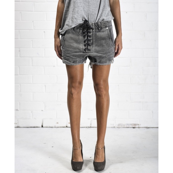 One Teaspoon Phantome Superfreaks Short - Picture 2 of 8