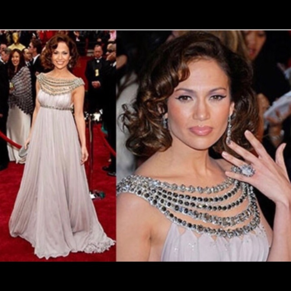 Beautiful Gown for Formal Occasion