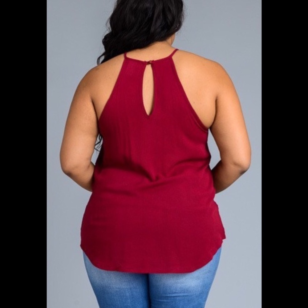 ✅✅LAST ONE!!  Lacee Halter Top✅✅ - Picture 3 of 3