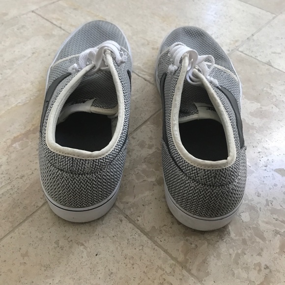 Nike Men's 8.5, women's 10 - Picture 8 of 8