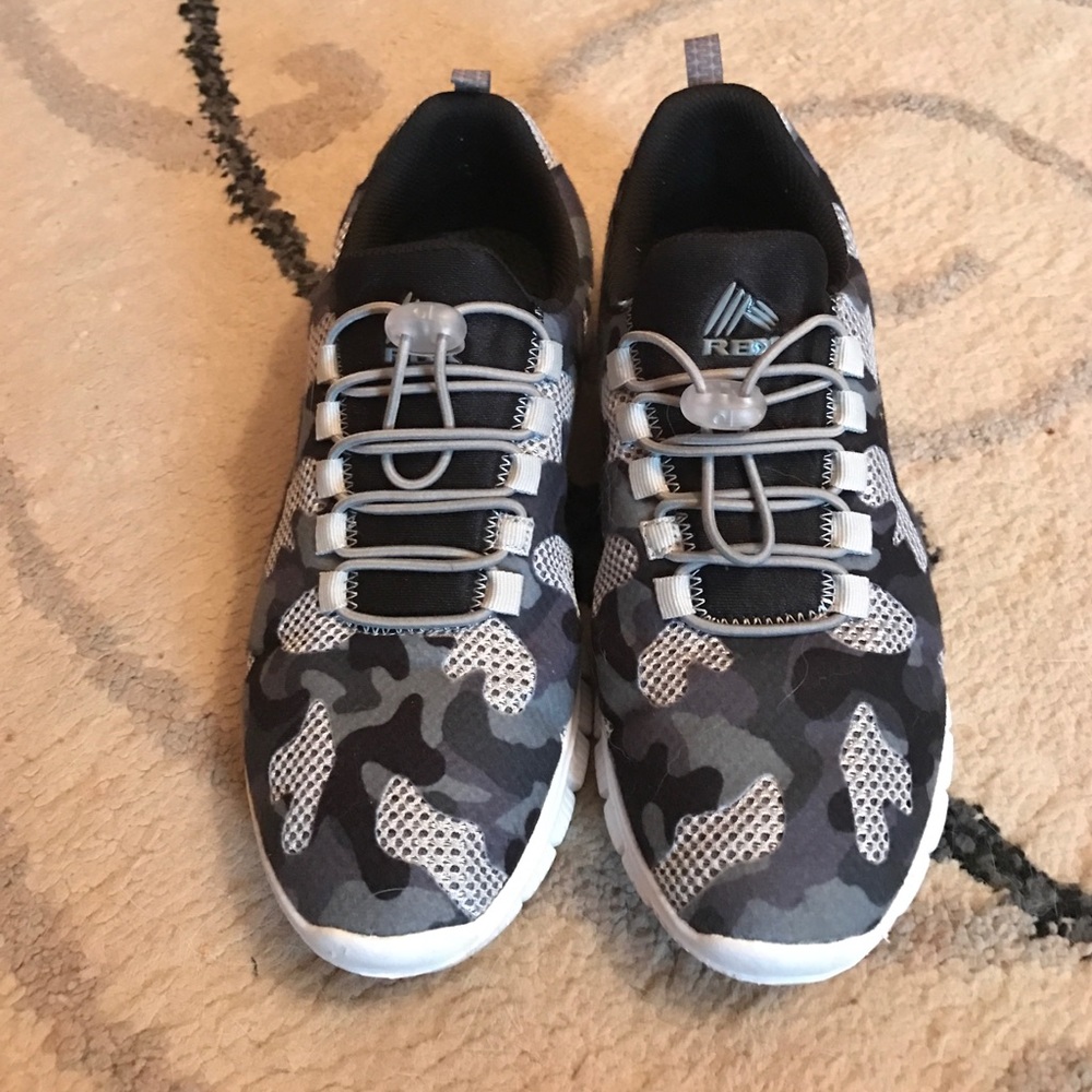 RBX sneakers 8.5