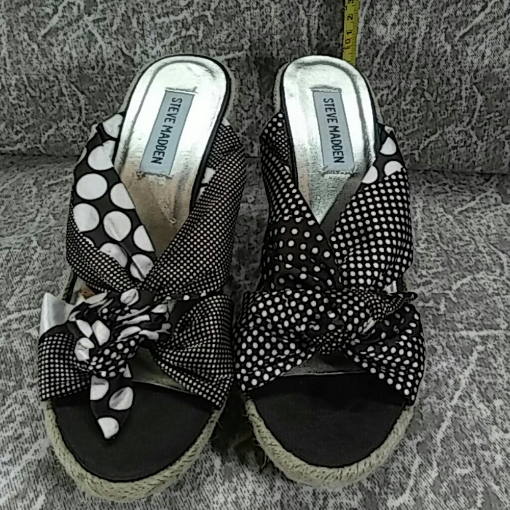 Steve Madden Size 6 Wedge Sandals