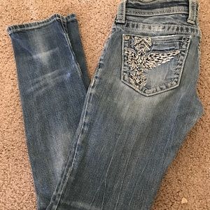EUC Miss Me straight leg jeans. Size 26.