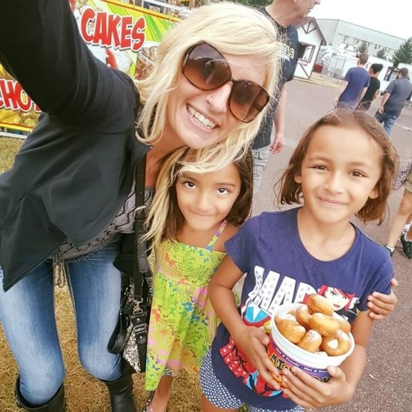 Meet your Posher, Amy - Picture 4 of 8