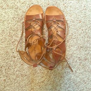 M A D D E N GIRL Sandals!