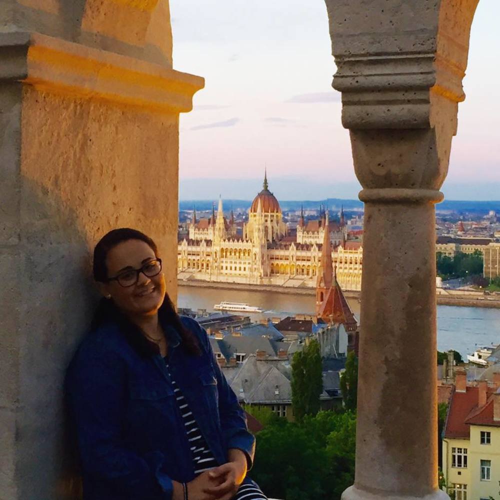 Meet your Posher, Caroline