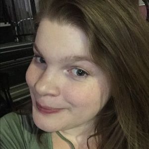 Meet your Posher, Cristyn