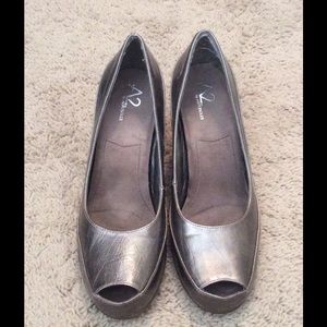 A2 by Aerosoles Peep-toe Pumps