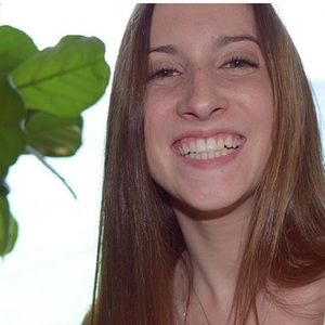 Meet your Posher, Caroline