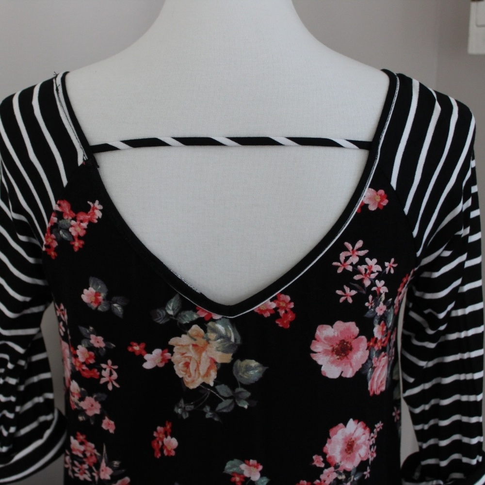 Floral Striped Jersey - Picture 5 of 7